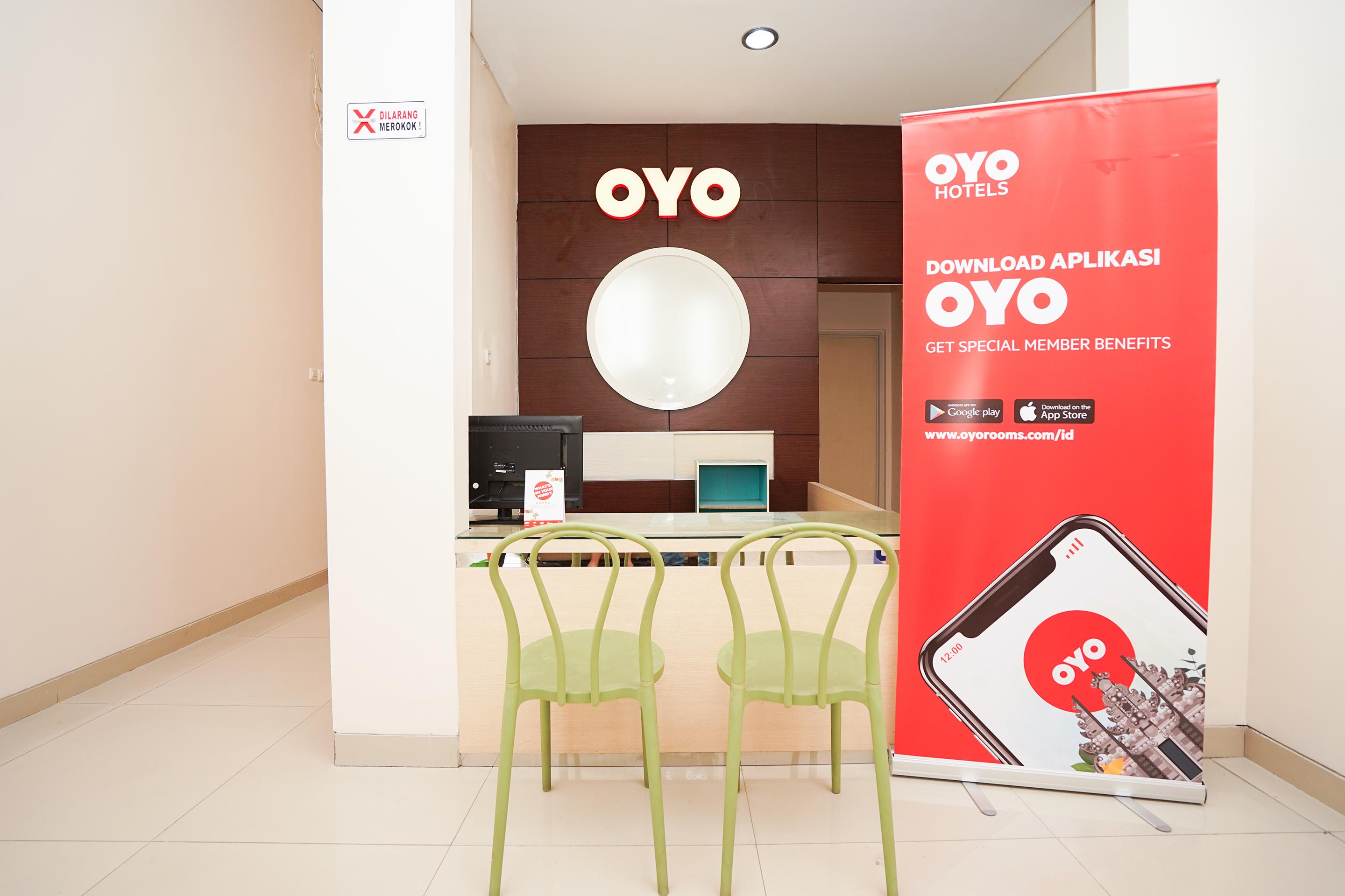 Oyo 782 Menjangan Residence At Citraland 1 Surabaya Eksteriør bilde