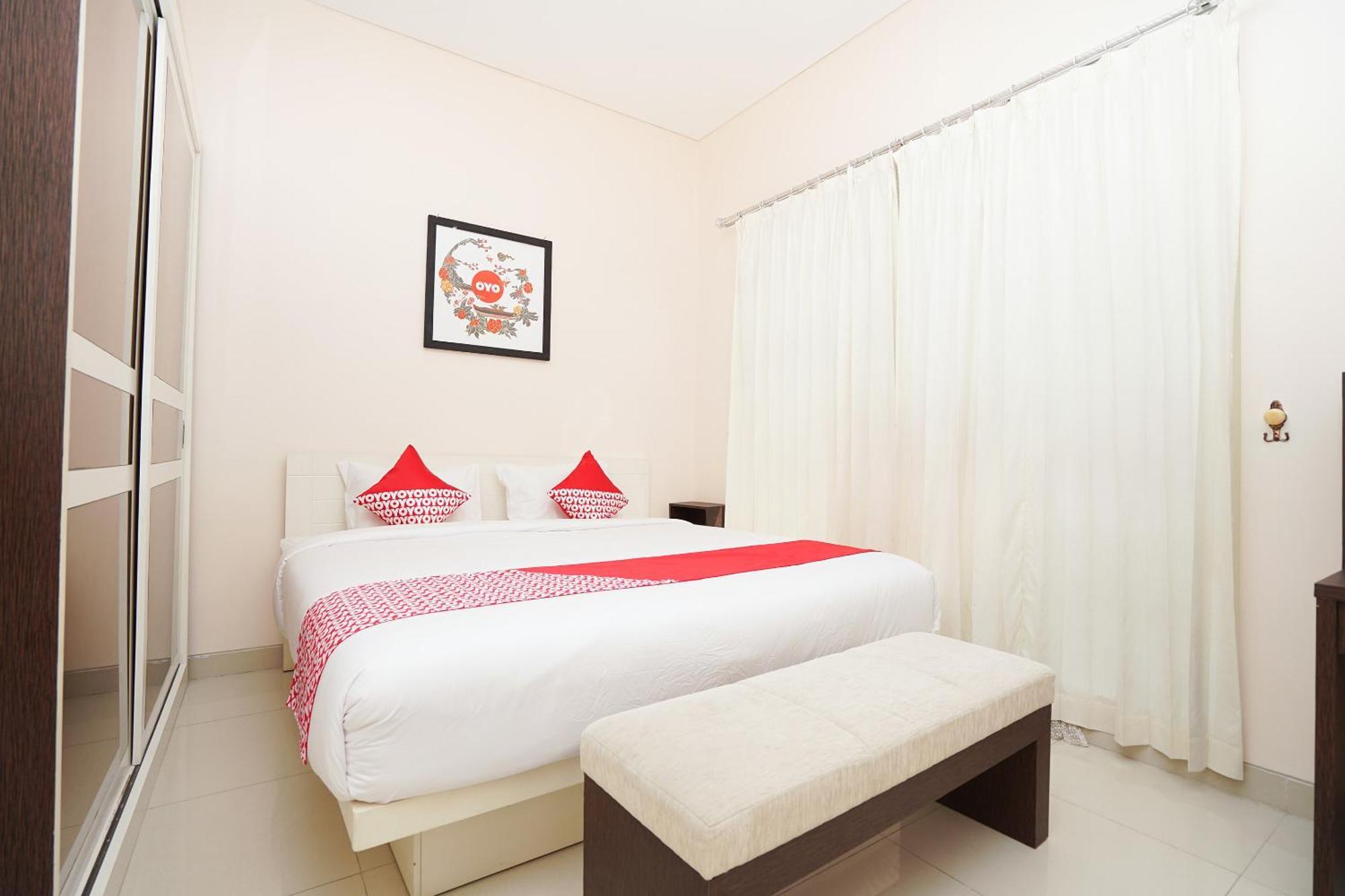 Oyo 782 Menjangan Residence At Citraland 1 Surabaya Eksteriør bilde