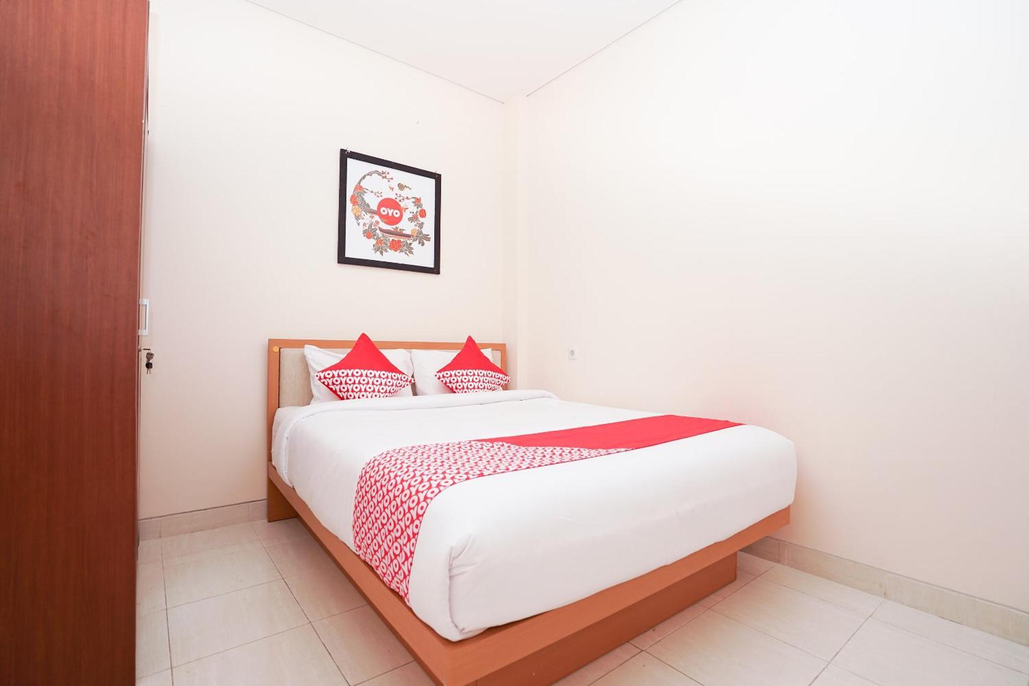 Oyo 782 Menjangan Residence At Citraland 1 Surabaya Eksteriør bilde